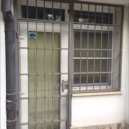 On The Ground Floor Near Arena 8888 And Med Hospital Apartmán Sofie